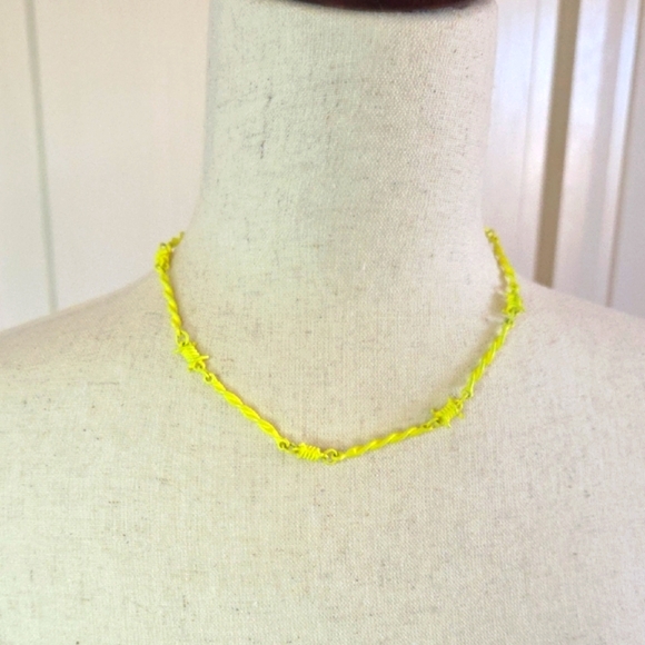 Neon Yellow Barbed Wire Dolls Kill Necklace Good Condition - Picture 1 of 9